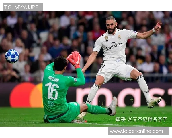 皇马绝杀那不勒斯全场沸腾精彩集锦回顾世界杯激战瞬间