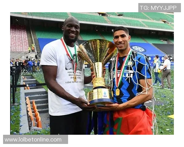 英超激战国米凭神扑逆袭波尔图全场沸腾数据分析揭示精彩瞬间