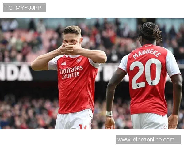 英超激战：马竞5-0阿森纳逆转瞬间引发全场争议判罚热议